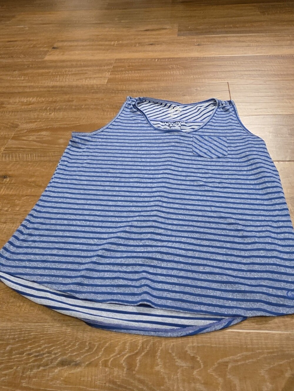 Cabela's Women's Size XL Athletic Striped Blue Tank Top.